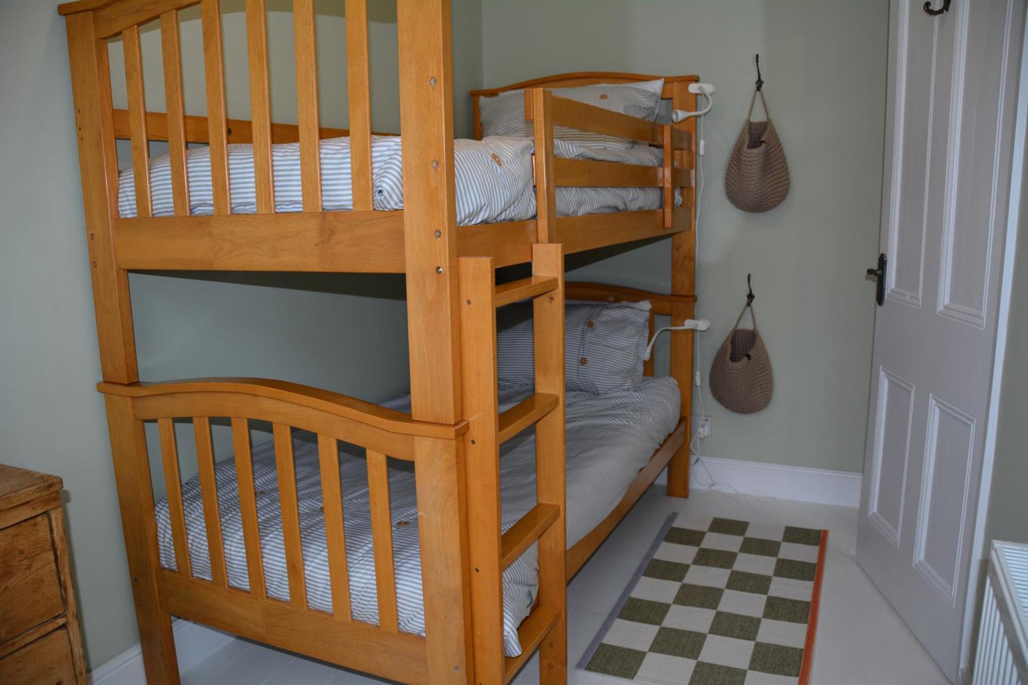 The Fabulous Number Two Apartment A Cosy Coastal Getaway Cromer Bagian luar foto